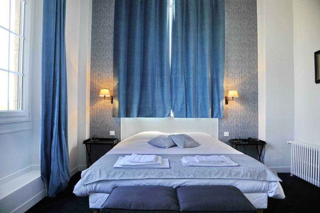 The Originals Boutique, Hotel Maison De L'Abbaye Antony Room photo