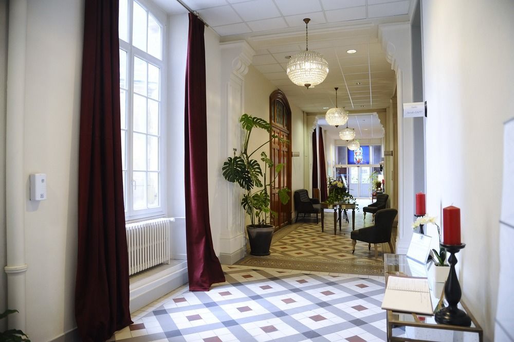 The Originals Boutique, Hotel Maison De L'Abbaye Antony Exterior photo
